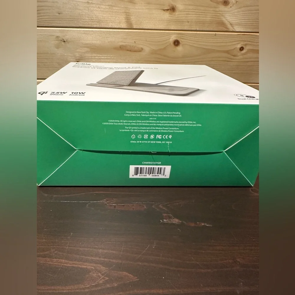 BRAND NEW IOTTIE ion wireless duo stand + pad charging device